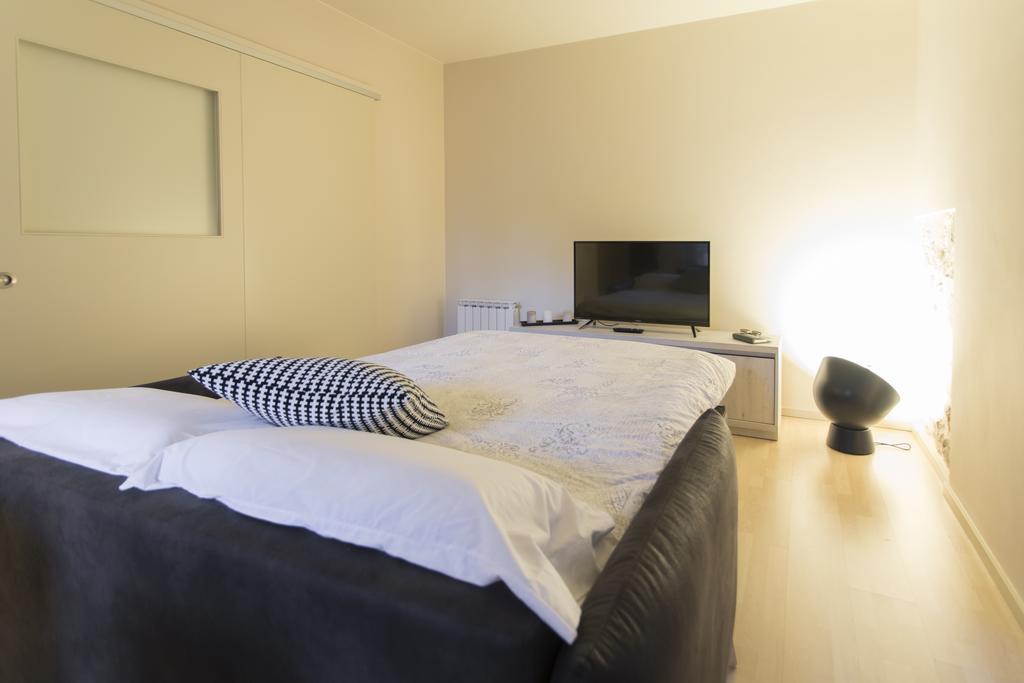 Apartamento Bravissimo Cort Reial-1A Gerona Exterior foto